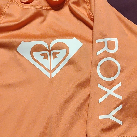 Women's Rash Guard swim top - Picture 4 of 4
